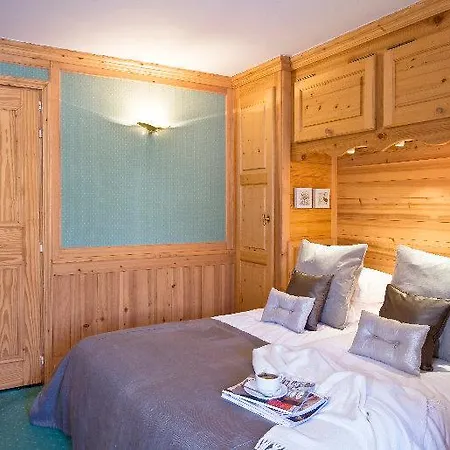 Royal Rochebrune Отель Межев