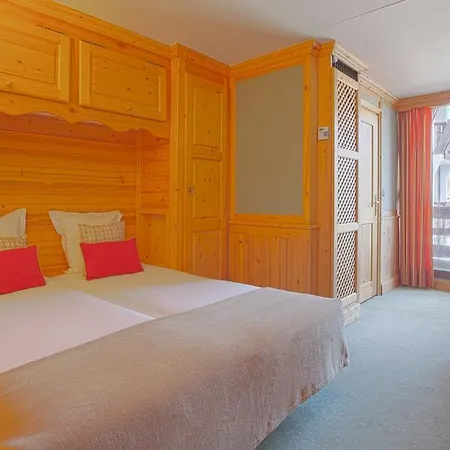 Отель Royal Rochebrune Межев