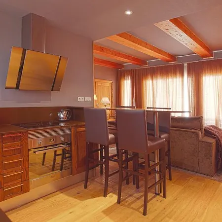 Royal Rochebrune Отель